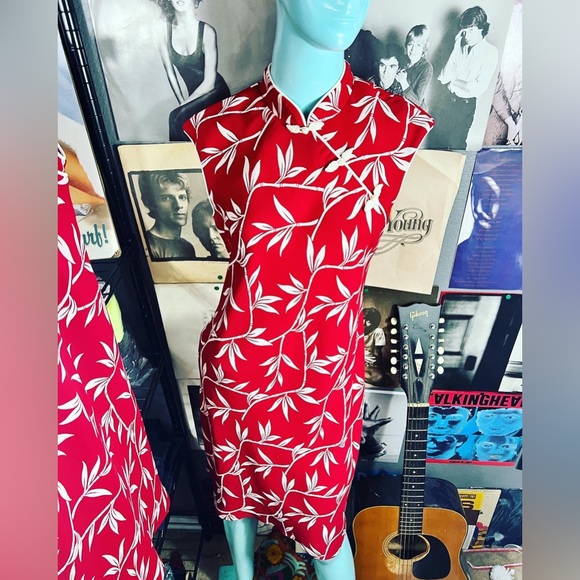 ❤️NWOT DEAD STOCK VINTAGE RED ASIAN DRESSES SIZE: SMALL & M/L - Picture 6 of 10